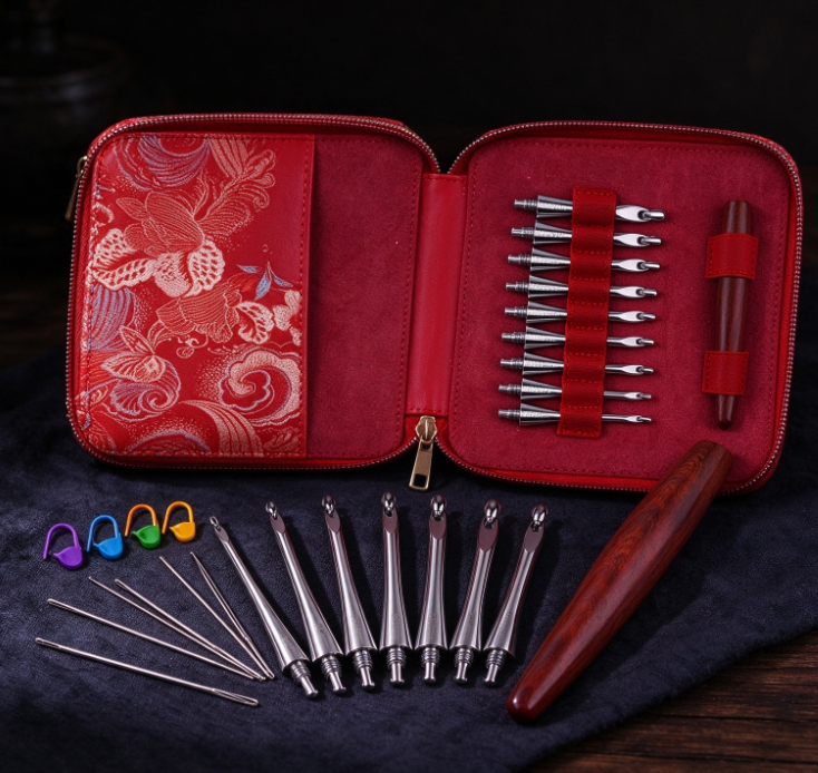 Premium Interchangeable Crochet Hook Set with Solid Wood Handle – Presented in a Red Floral Brocade Storage Case - Image 2
